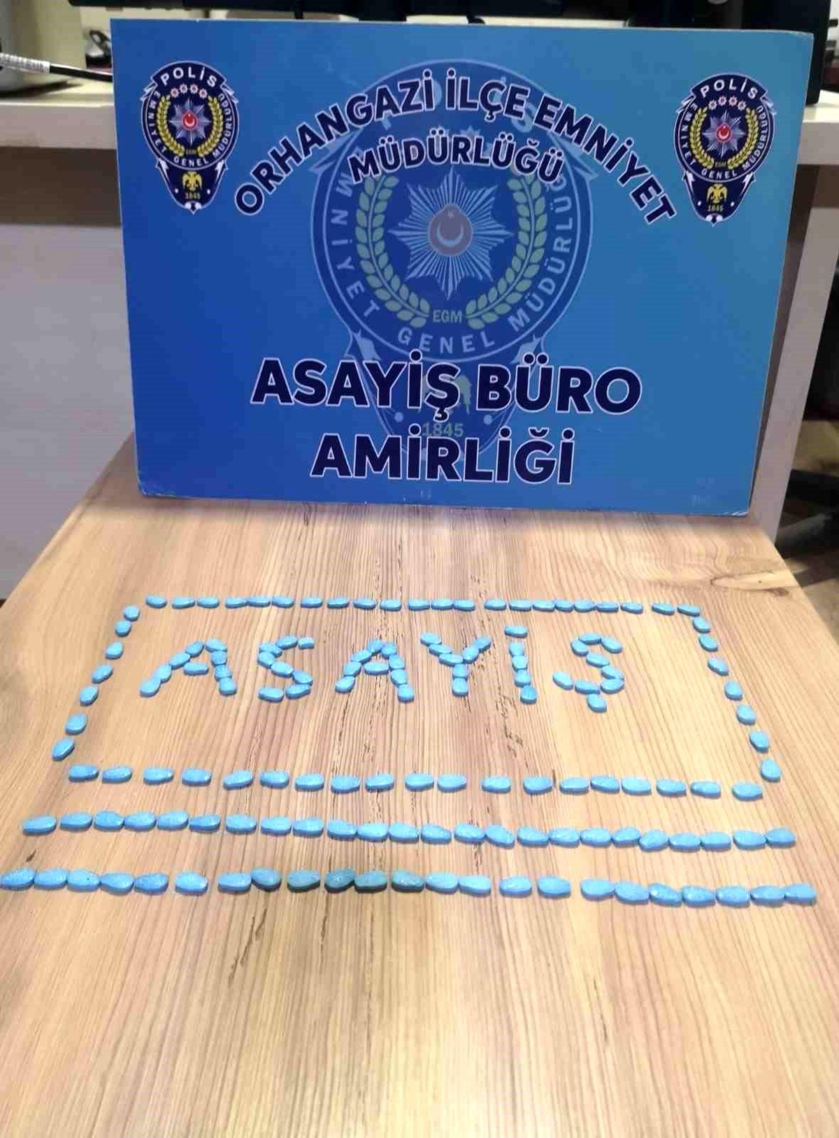 127 adet uyuşturucu hapla yakalanan şahıs adli kontrol şartıyla serbest kaldı