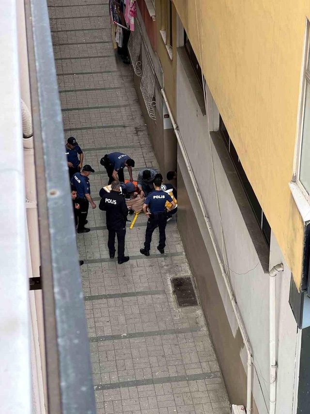 16 yaşındaki genç tartıştığı anne, abla ve komşusunu öldürdü