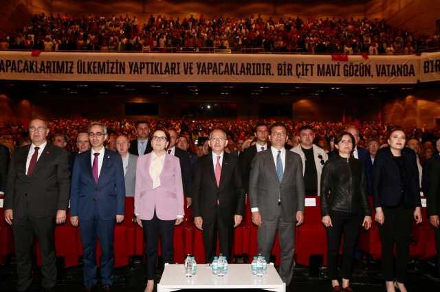 Celal Şengör, Meral Akşener'e sarılarak hüngür hüngür ağladı