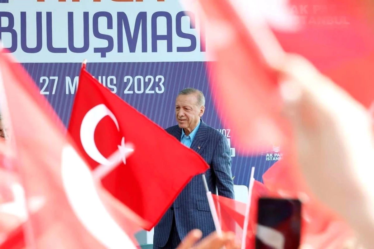 Cumhurbaşkanı Erdoğan: Yarın akşam öyle bir kazanacağız ki, kirli eller dışında kimse kaybetmeyecek