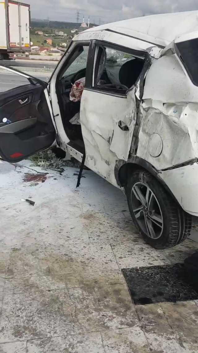 İki aracın çarpıştığı kazada hız ibresindeki detay her şeyi özetledi İki aracın çarpıştığı kazada hız ibresindeki detay her şeyi özetledi