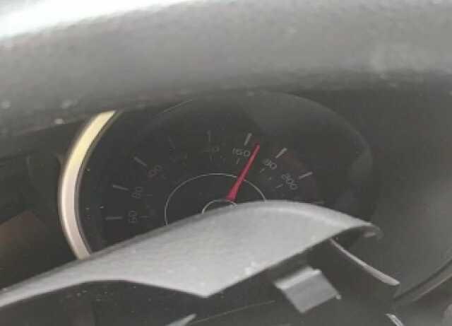 İki aracın çarpıştığı kazada hız ibresindeki detay her şeyi özetledi İki aracın çarpıştığı kazada hız ibresindeki detay her şeyi özetledi