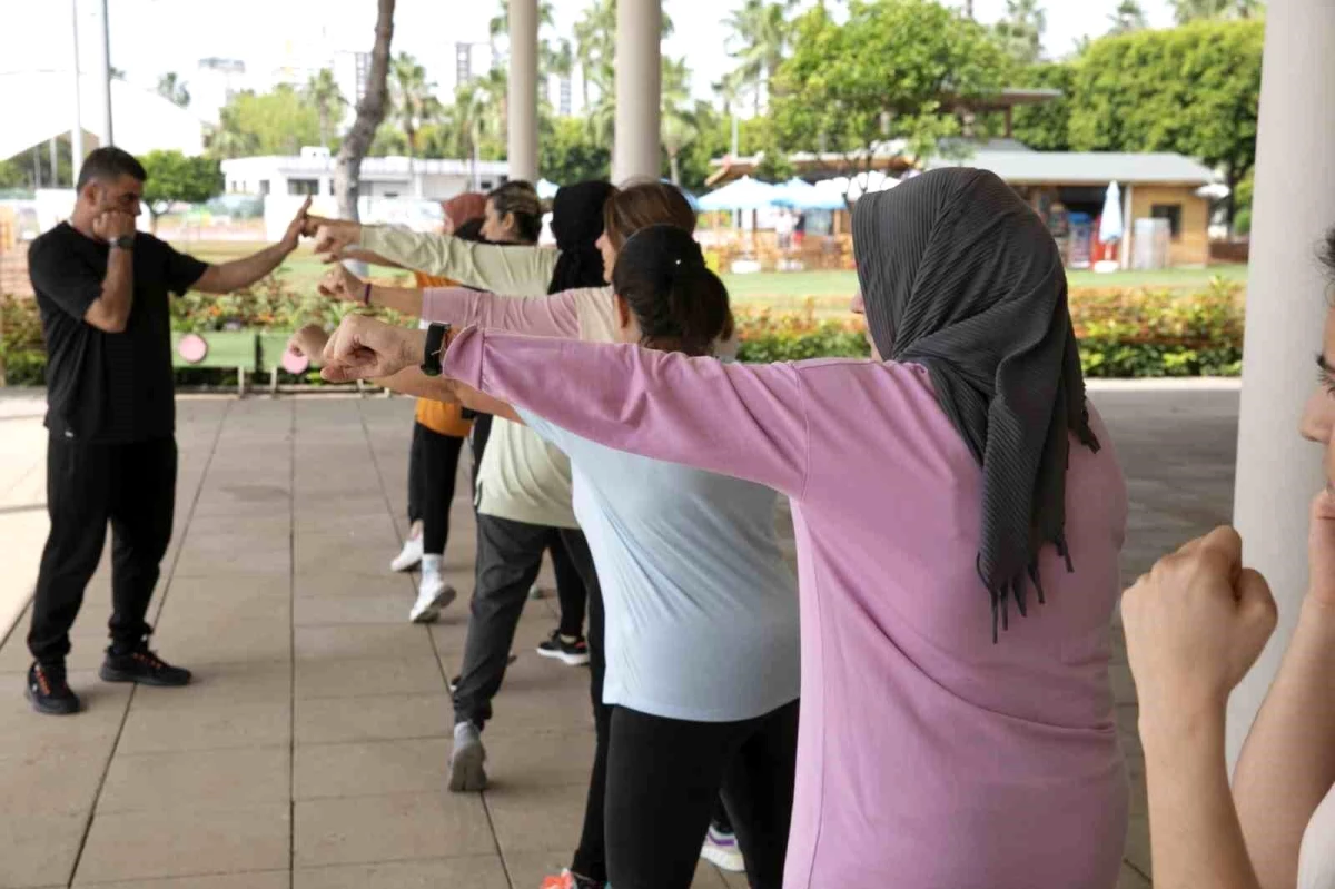 Mersin\'de kadınlara ücretsiz krav maga kursu açıldı