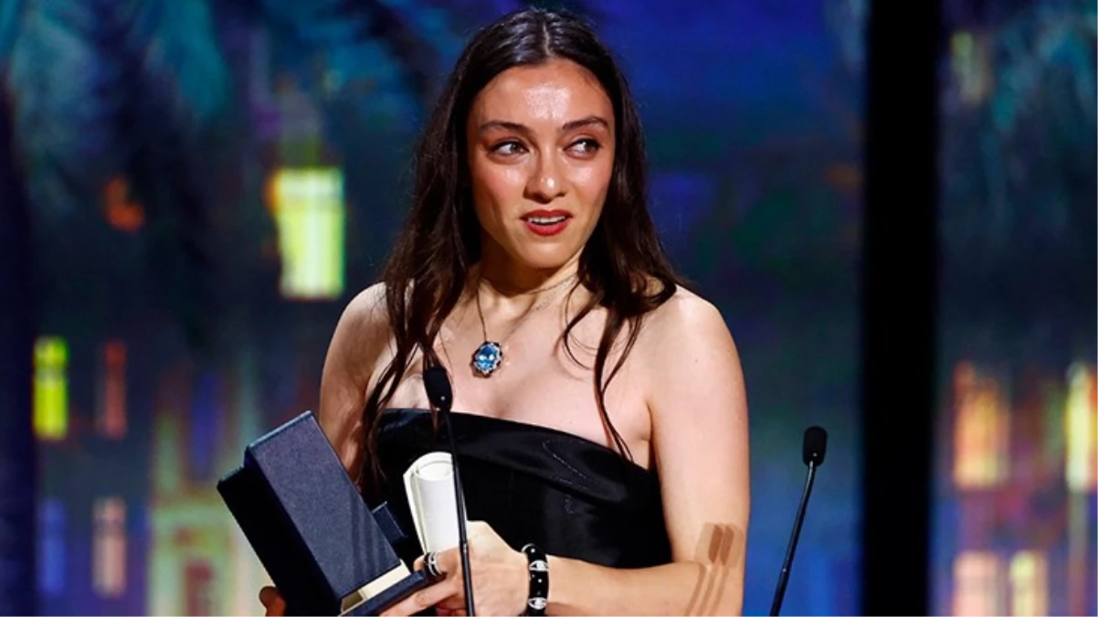 Merve Dizdar, Cannes Film Festivali\'nde En İyi Kadın Oyuncu ödülünü aldı