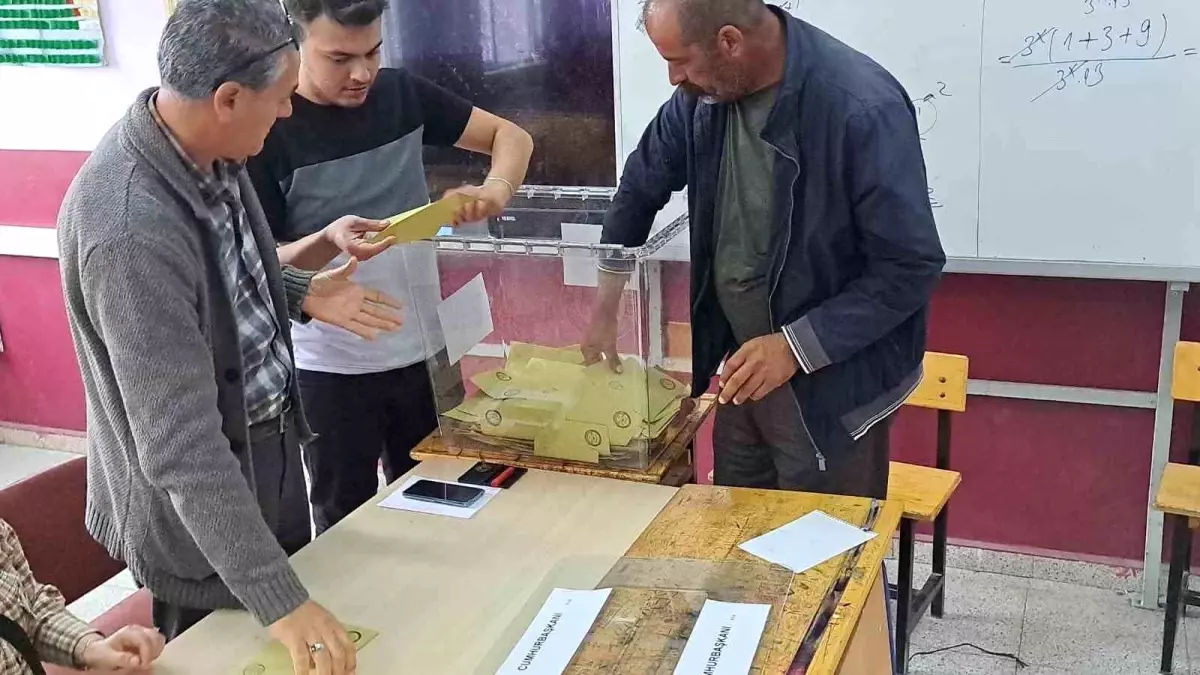 Adilcevaz\'da oy sayımı başladı