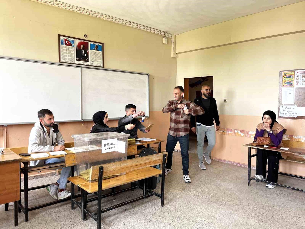 Ağrı\'da Cumhurbaşkanı Seçimi için Sandık Başına Gidildi