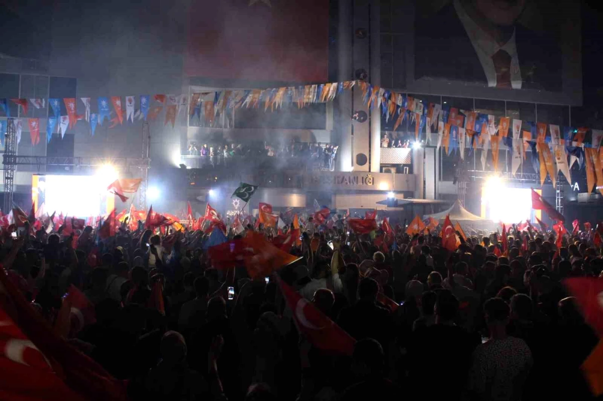 İzmir\'de AK Parti İl Başkanı Bilal Saygılı: \'İzmir\'in zamanı geldi\'