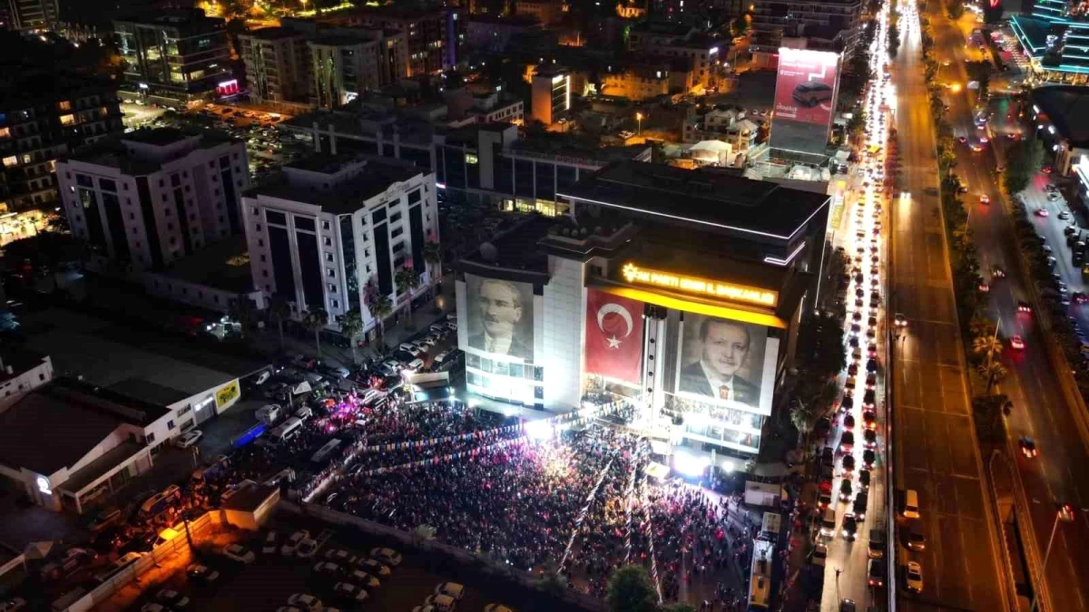 AK Parti İzmir Milletvekilleri Seçim Sonuçlarını Kutladı