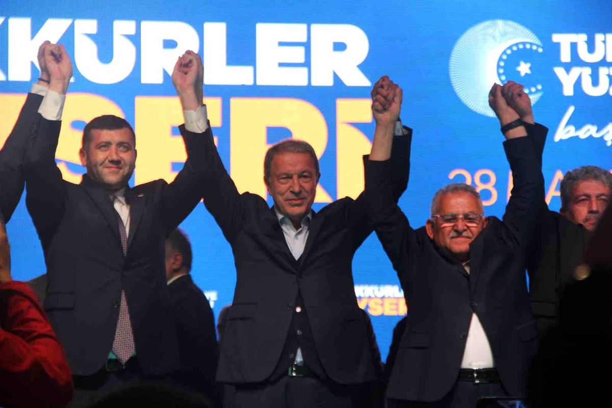 Kayserililer seçim sonuçlarını kutladı