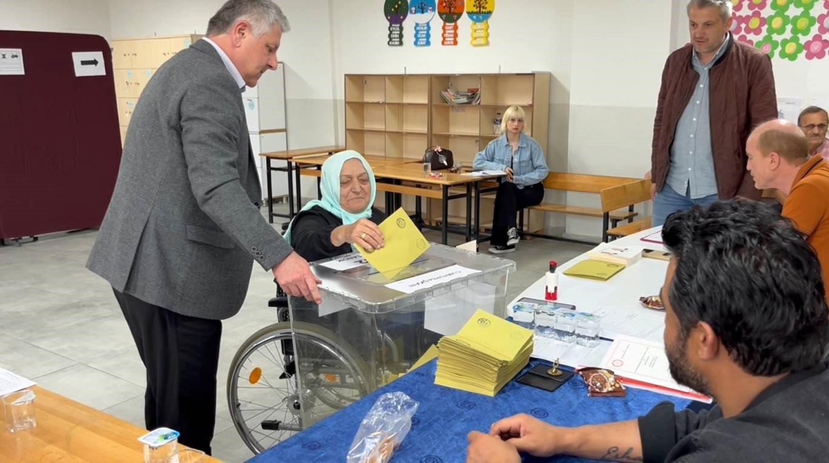 Bartın\'da oy verme işlemleri sürüyor