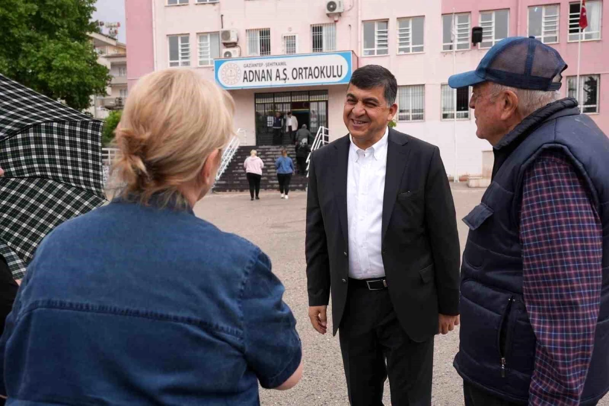 Şehitkamil Belediye Başkanı Rıdvan Fadıloğlu oy kullandı