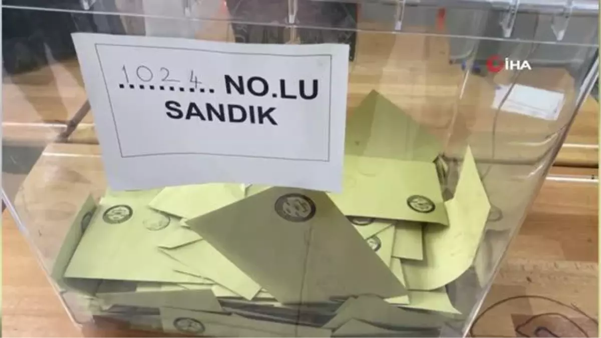 Çanakkale'de sandıklar açılmaya başlandı