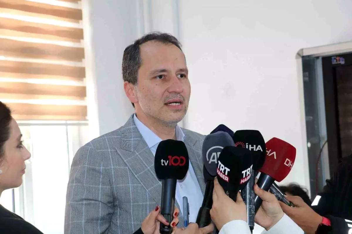 Fatih Erbakan Ankara\'da oy kullandı