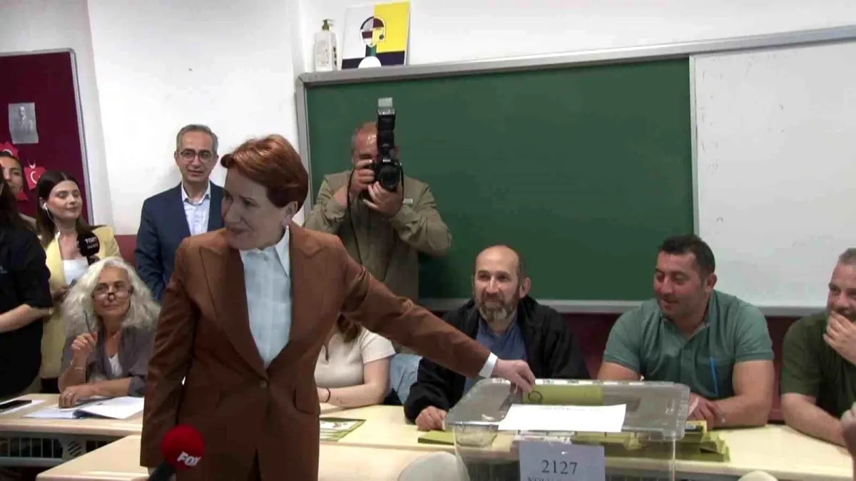 Meral Akşener oy kullandı