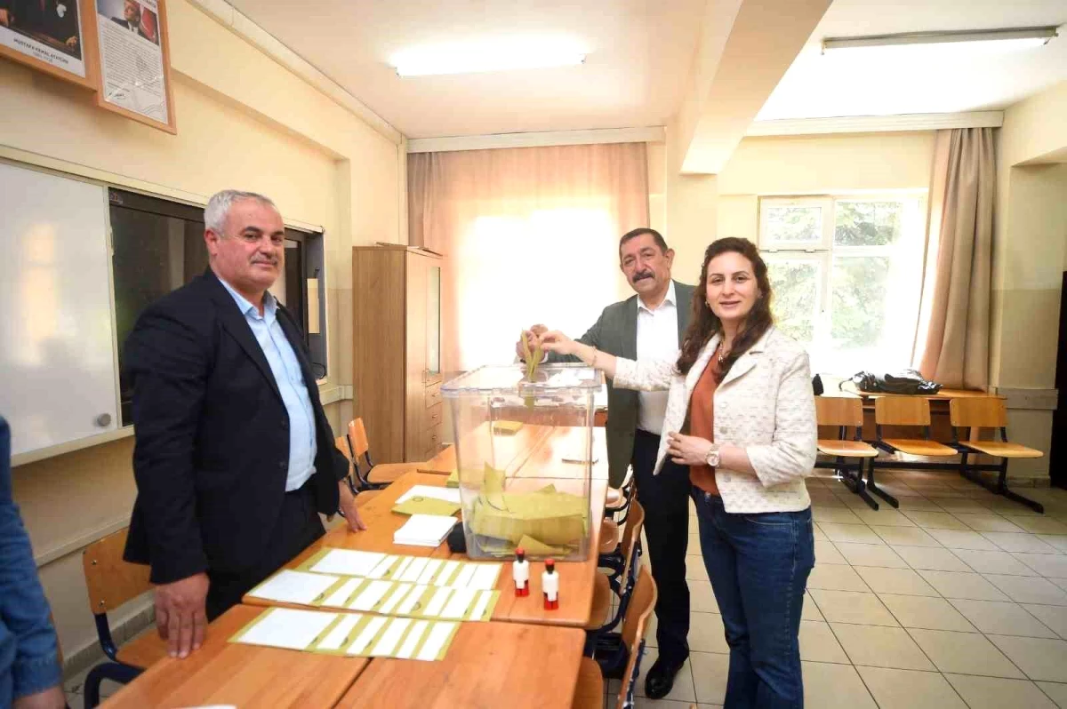 Kastamonu Belediye Başkanı Vidinlioğlu oyunu kullandı