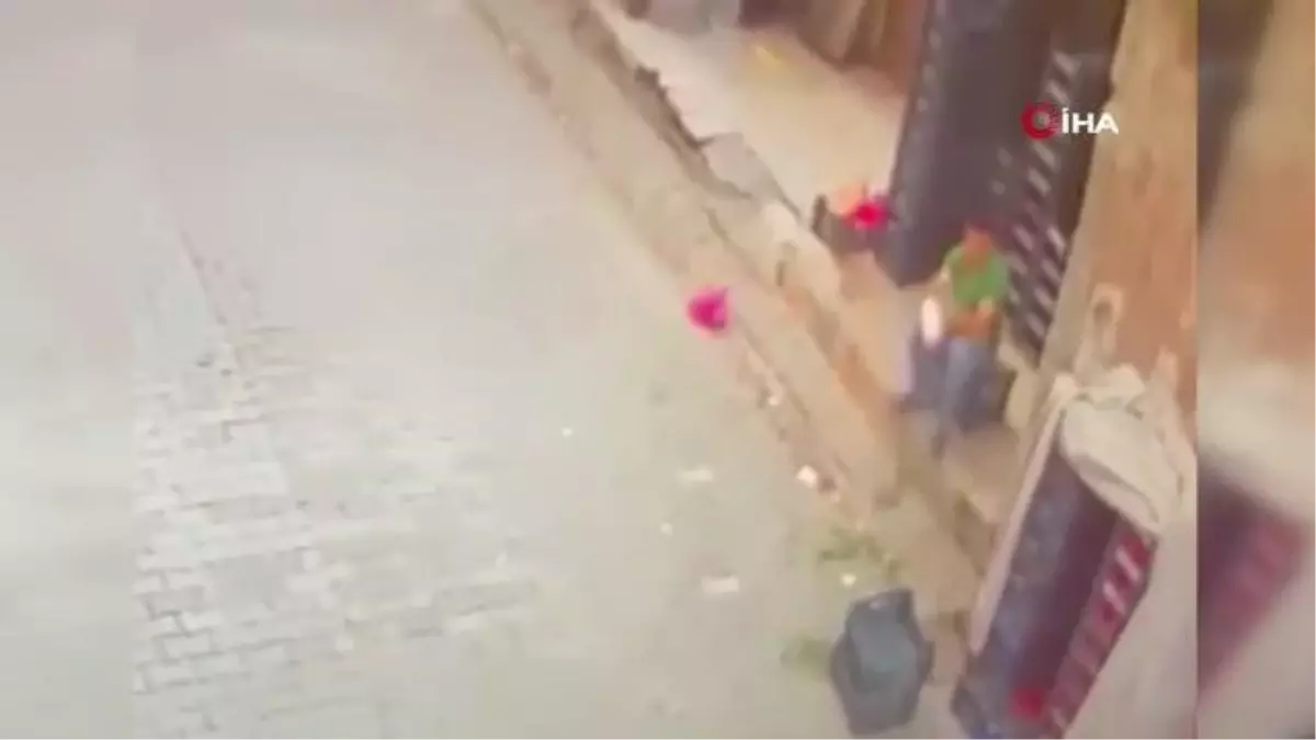 Adana\'da kayınbaba ve kayınbirader damada sokakta böyle kurşun yağdırdı