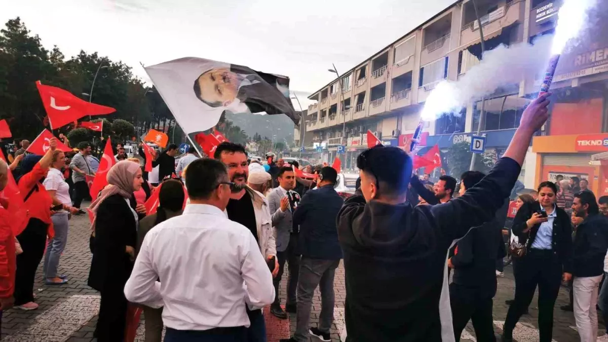 Marmaris\'te Cumhurbaşkanı Erdoğan sevinci