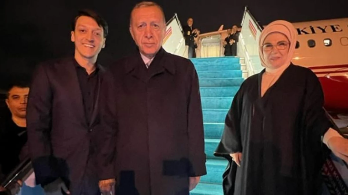 Mesut Özil, uçak önünden Cumhurbaşkanı Erdoğan\'la kare paylaştı! Bir de mesajı var