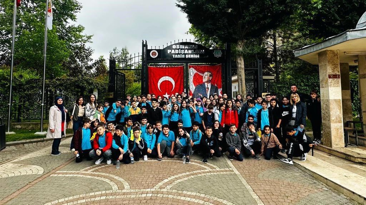 Osmanlı Padişahları Tarih Şeridi\'ne 14 Bin Ziyaretçi