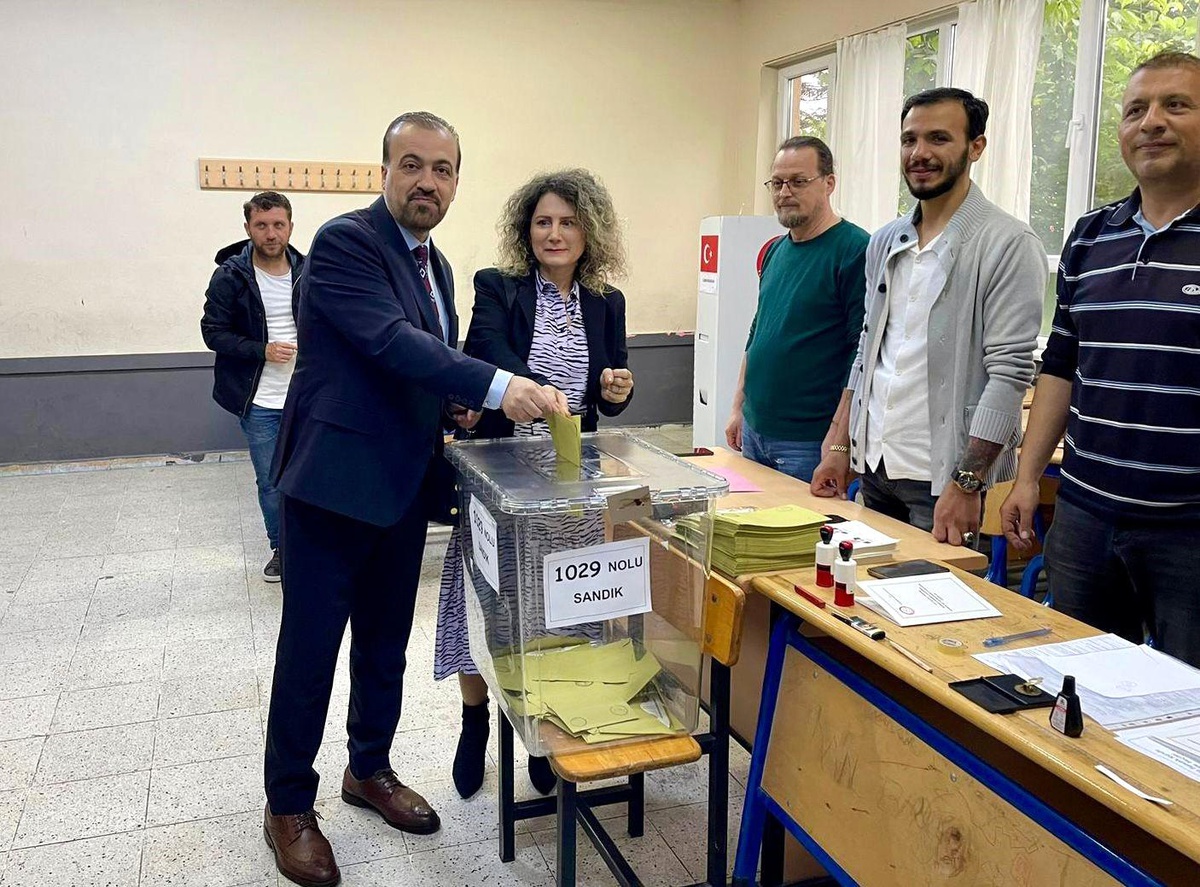 AK Parti Kocaeli İl Başkanı Şahin Talus oy kullandı