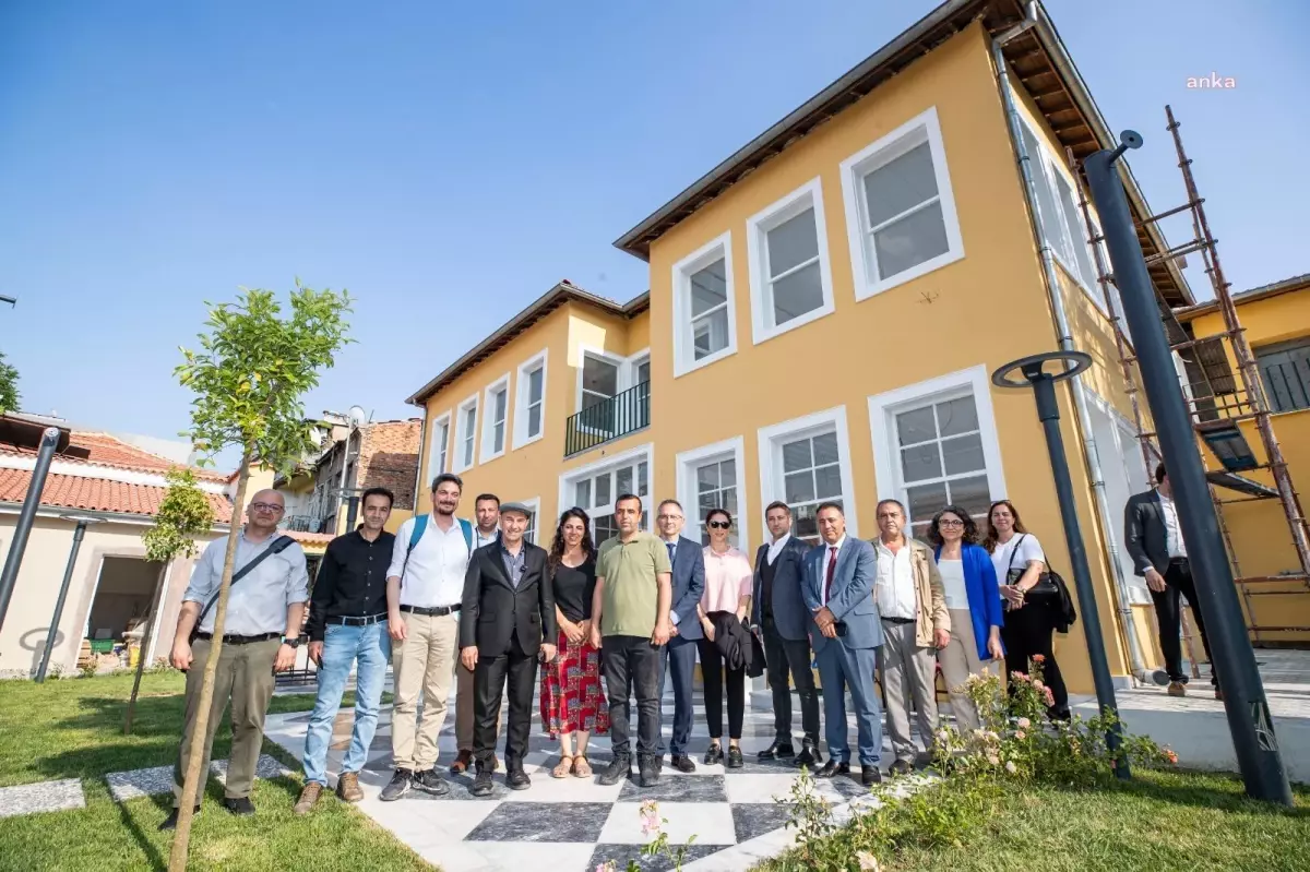 İzmir Tilkilik\'teki Tarihi Carfi Köşkü Haziranda Açılıyor