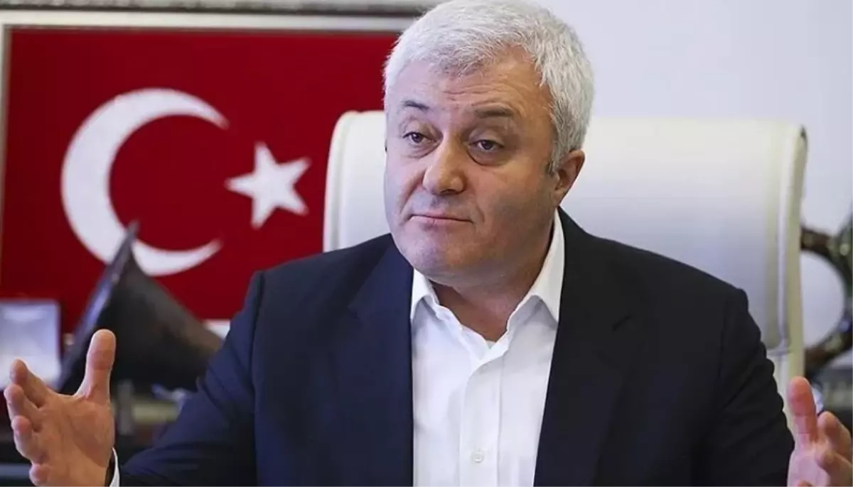 Tuncay Özkan kimdir? Nereli, kaç yaşında, mesleği ne? Tuncay Özkan CHP\'de görevi nedir?