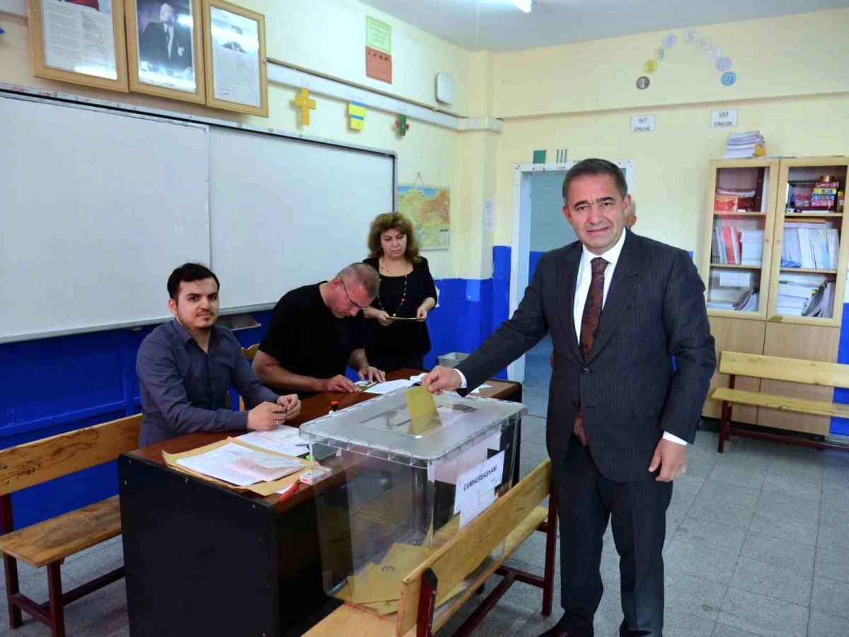 Kırşehir Valisi Hüdayar Mete Buhara Oyunu Kullandı