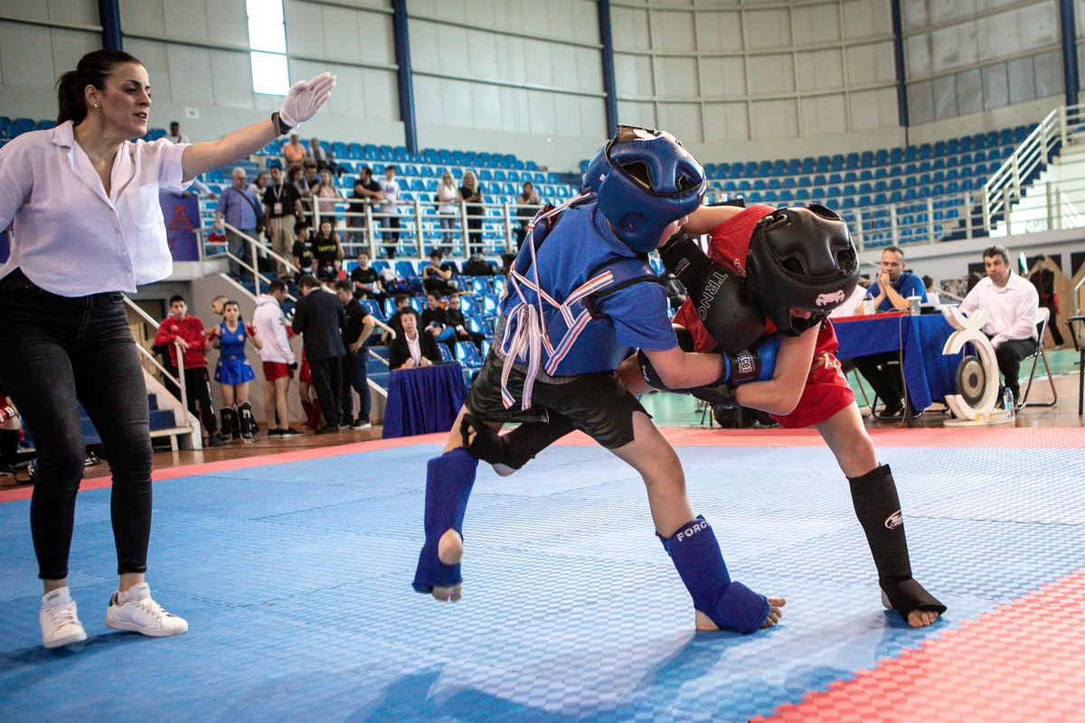Yunanistan\'da Genç Sporcular Kung Fu Şampiyonasında Kıyasıya Mücadele Etti