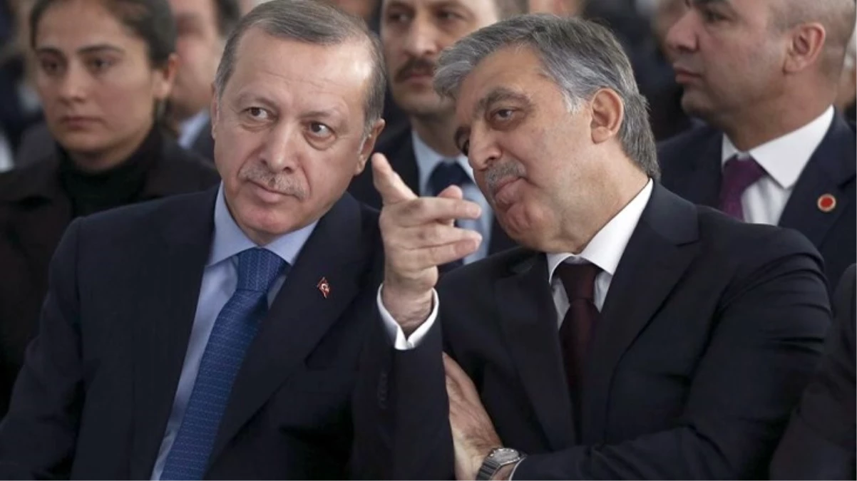 Abdullah Gül, seçimden zaferle ayrılan Cumhurbaşkanı Erdoğan\'ı tebrik etti