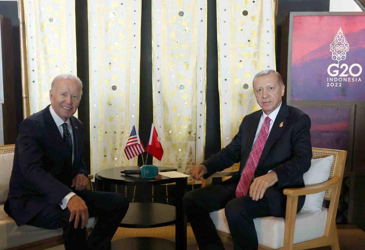 Biden-Erdoğan görüşmesinde F-16 satışı ve İsveç\'in NATO üyeliği gündeme geldi