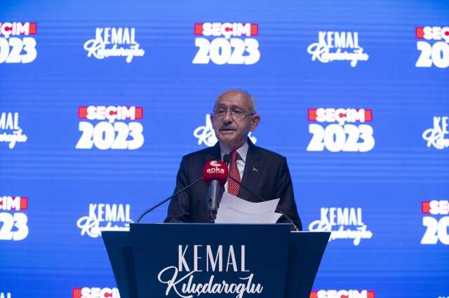 Bomba iddia: CHP'nin MYK üyeleri seçim gecesi Kılıçdaroğlu'na istifasını sundu Bomba iddia: CHP'nin MYK üyeleri seçim gecesi Kılıçdaroğlu'na istifasını sundu