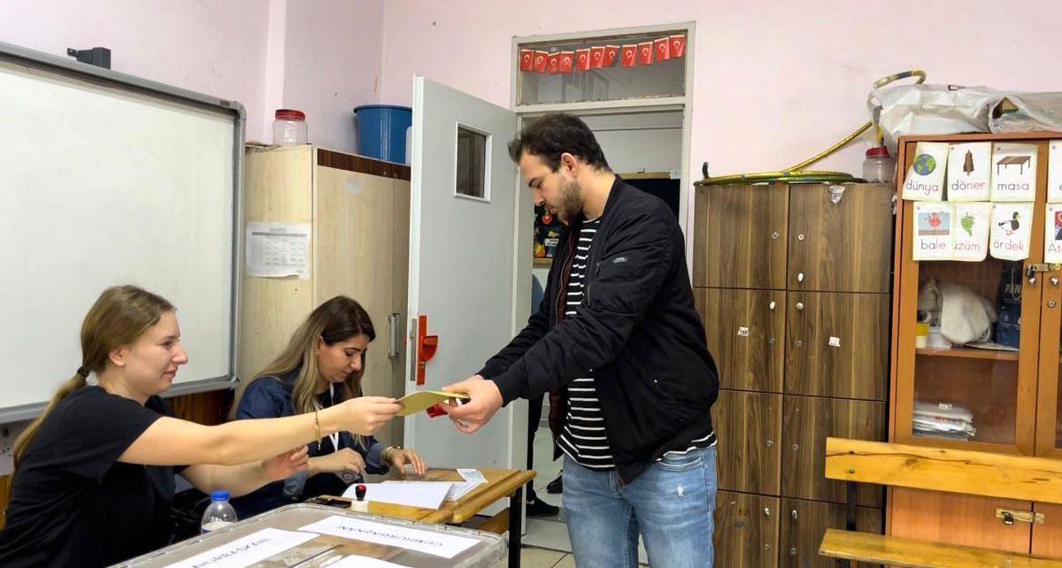 Bursa\'da milyonlar sandık başına gitti