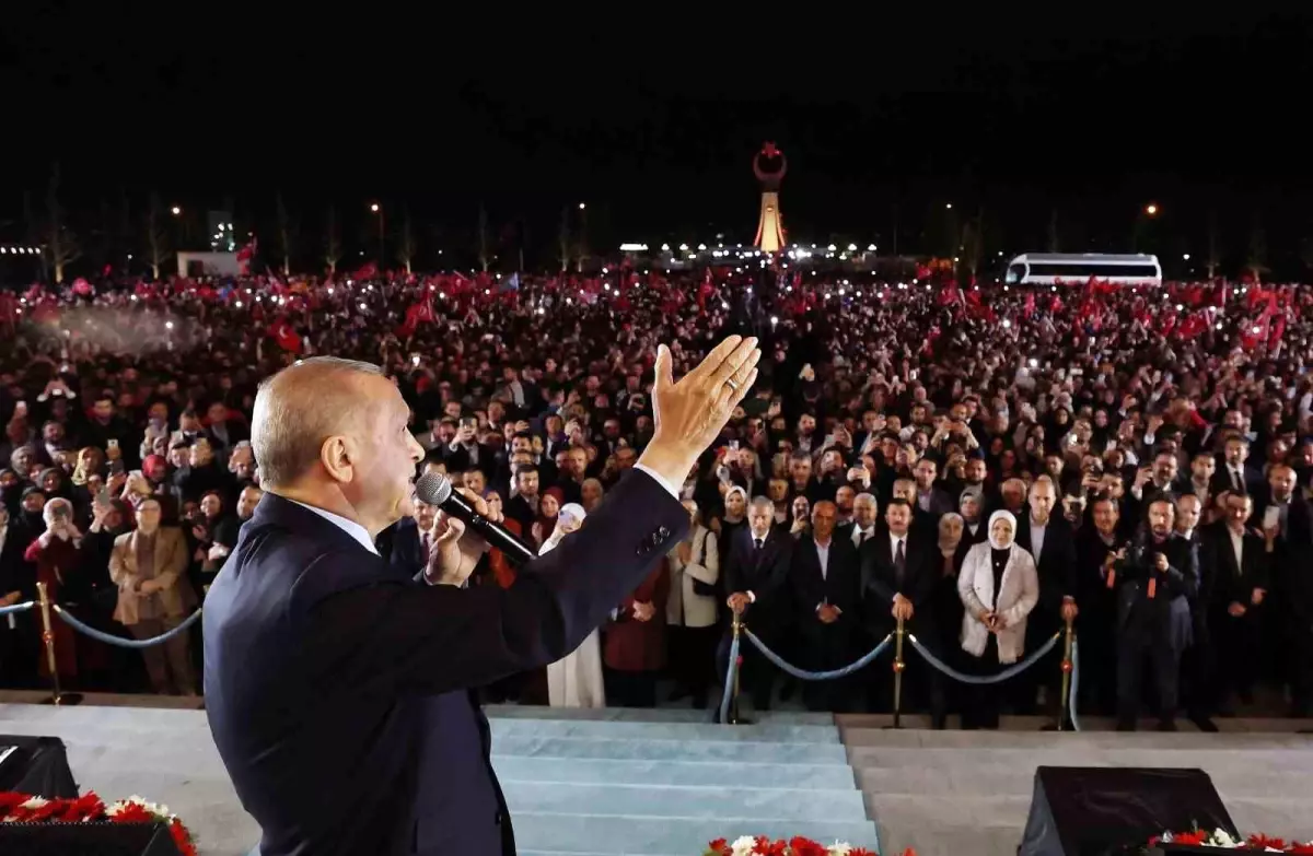 Cumhurbaşkanı Erdoğan: Suriye\'den 600 bin kişi geri döndü, yeni projeyle 1 milyon kişinin daha dönüşünü sağlayacağız