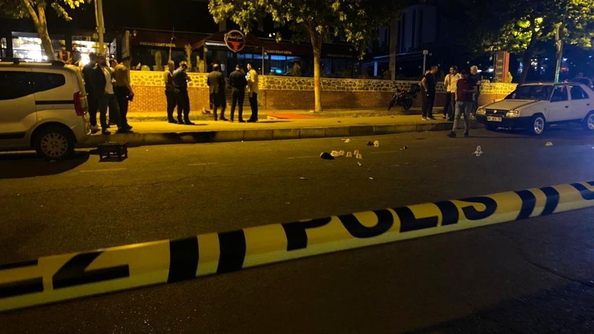 Diyarbakır\'da restoranda çıkan kavgada 1 kişi hayatını kaybetti