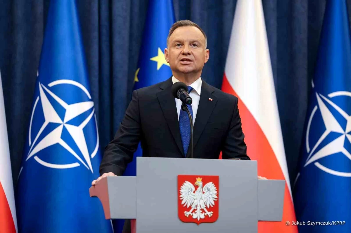 Polonya Devlet Başkanı, Rusya\'nın Polonya\'nın iç güvenliği üzerindeki etkisini araştıracak komisyon kurulmasını onayladı