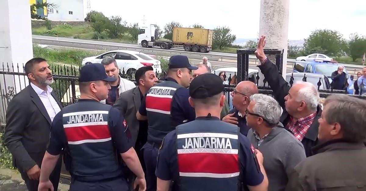 Tekirdağ\'da site sakinleri ile firma yetkilileri arasında arbede yaşandı
