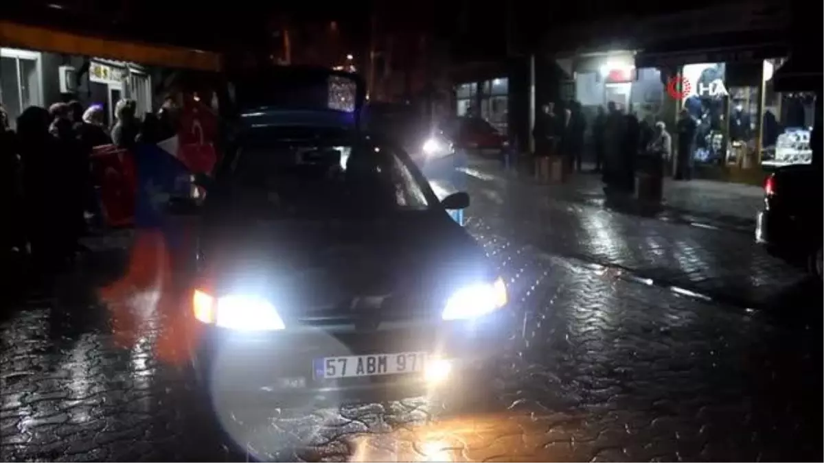 Türkelililer, Erdoğan'ın zaferini kutladı