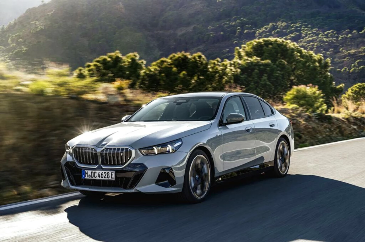BMW, Yeni 5 Serisi Sedan\'ı tanıttı