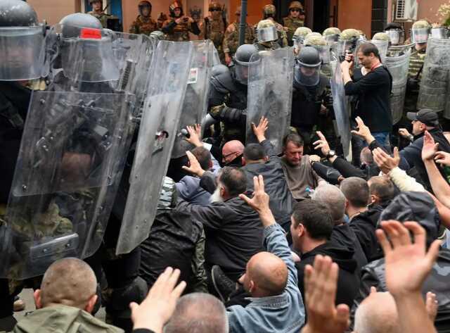Balkanlar'da savaş çanları çalıyor! Sırbistan liderinden, Kosova Başbakanı için 'Yeni Zelenski olmanın hayalini kuruyor' çıkışı