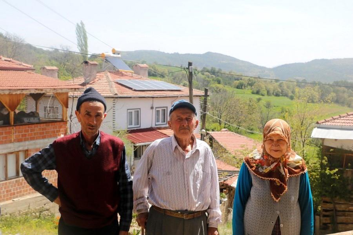 Göynüklü orman köylüleri elektriğe ücret ödemiyor