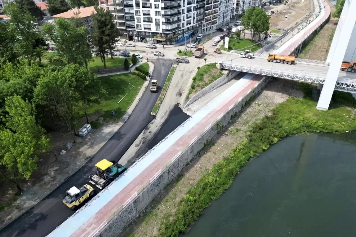 Çarşamba Belediyesi ilçeye uzun yıllar hizmet verecek çalışmalar kazandırıyor