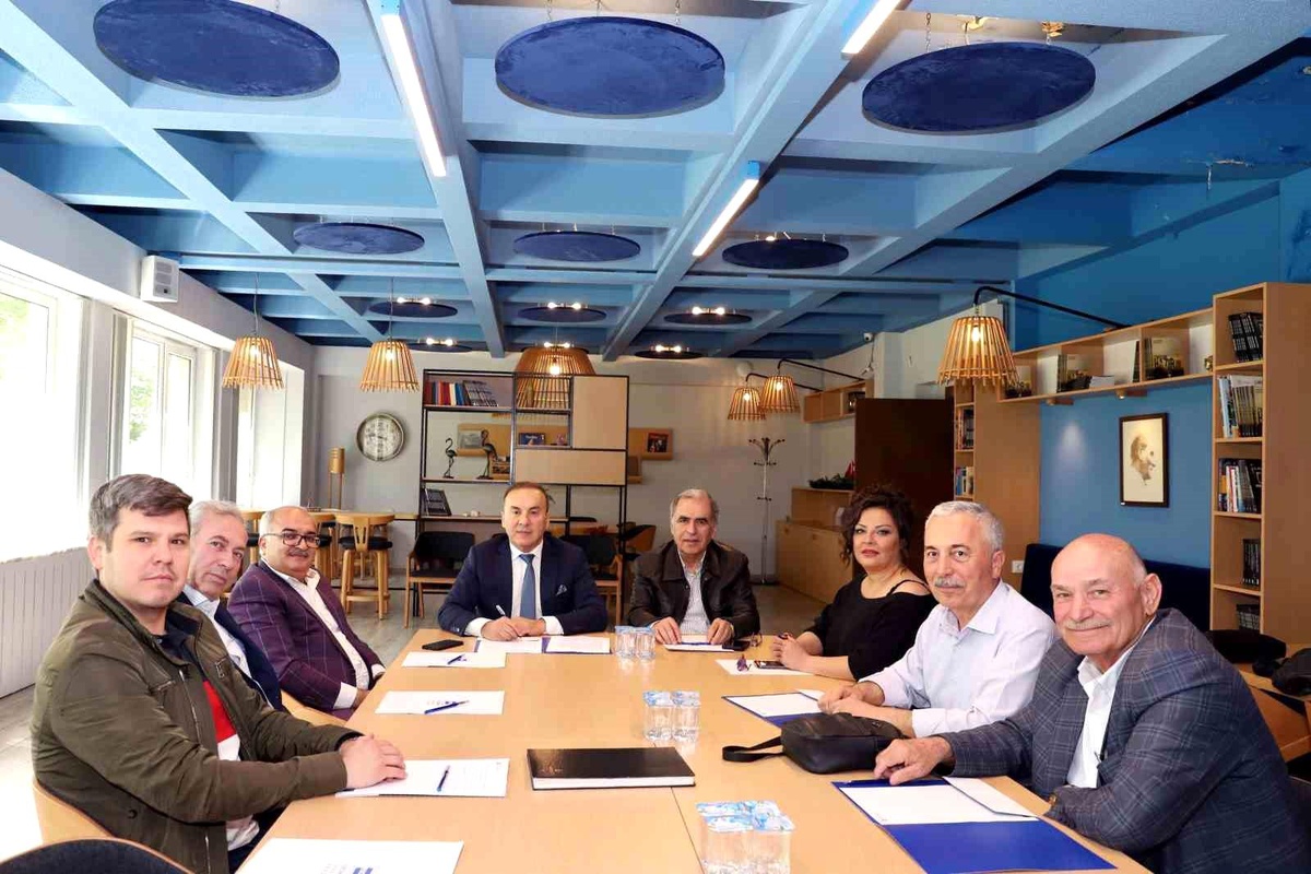 Eskişehir Madencilik Kümesi yönetim kurulu başkanı güven tazeledi