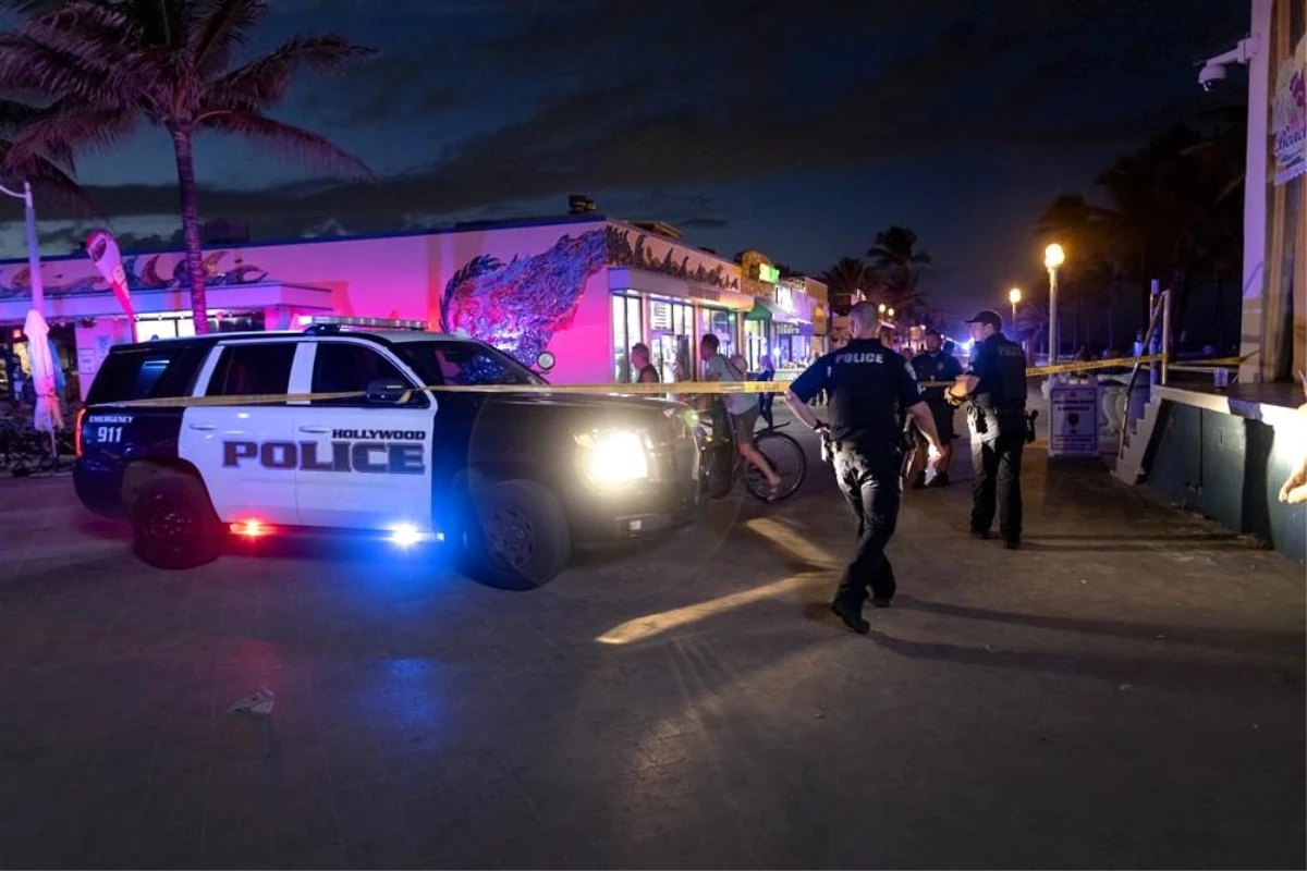 ABD\'nin Florida eyaletinde kavga sırasında açılan ateş sonucu 9 kişi yaralandı