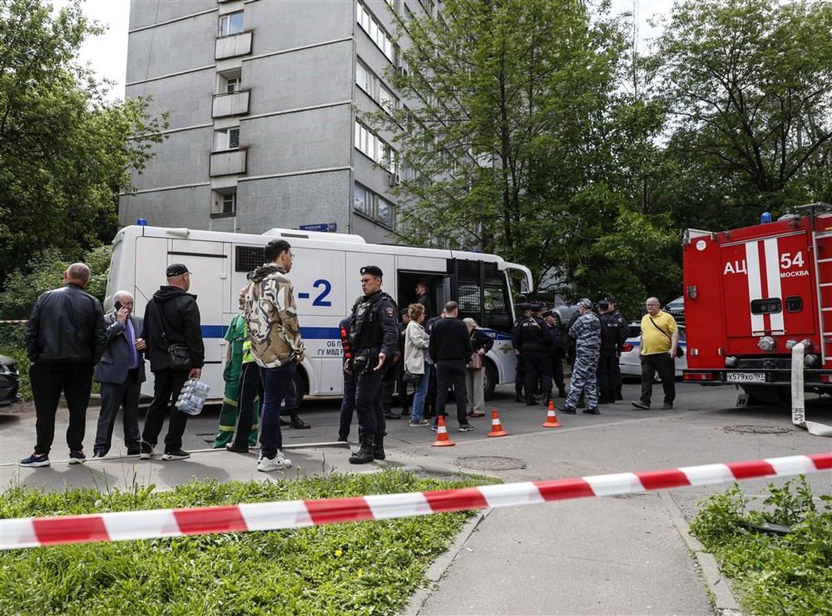Rusya\'nın Kiev\'e düzenlediği hava saldırısında 1 kişi hayatını kaybetti