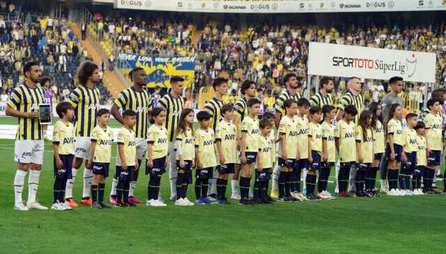 Son Dakika: Jorge Jesus da çare olmadı! Fenerbahçe'nin şampiyonluk hasreti 9 yıla çıktı