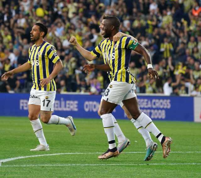 Son Dakika: Jorge Jesus da çare olmadı! Fenerbahçe'nin şampiyonluk hasreti 9 yıla çıktı