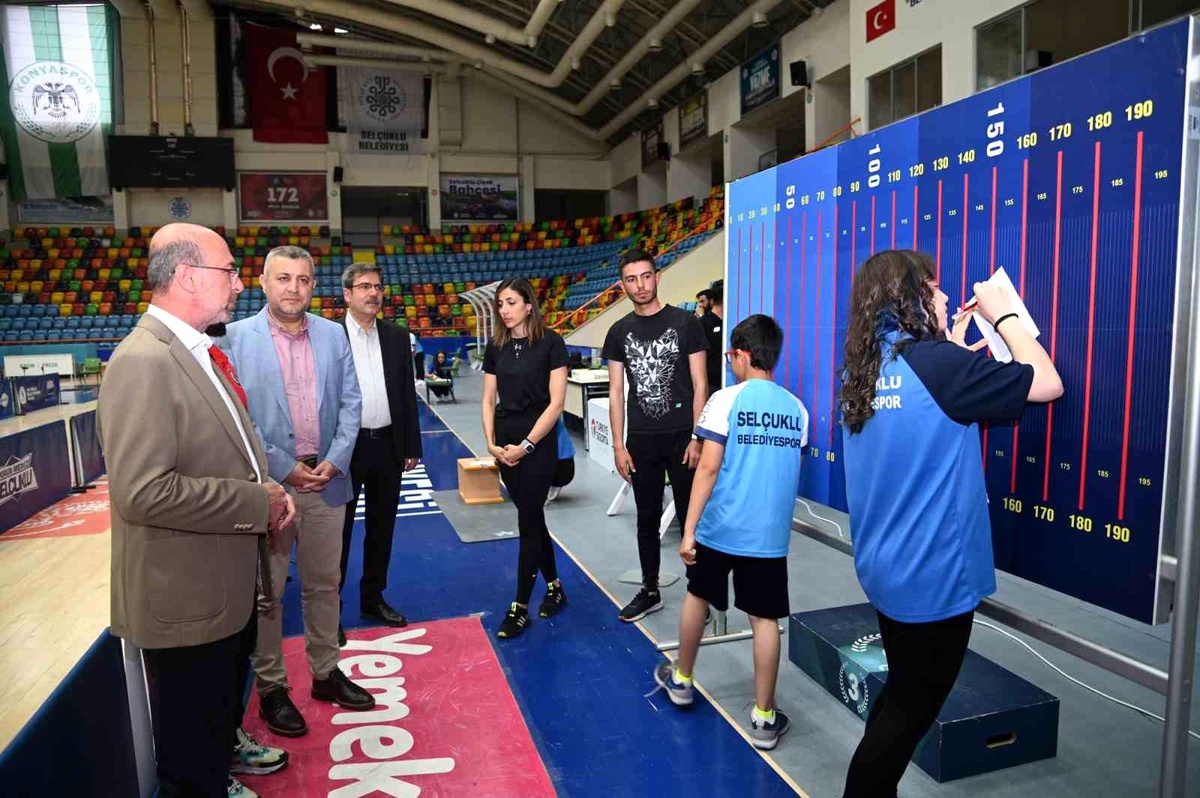 Selçuklu Belediyesi Sporcu Seçme ve Yetiştirme Projesiyle Ölçüm Testlerini Gerçekleştirdi