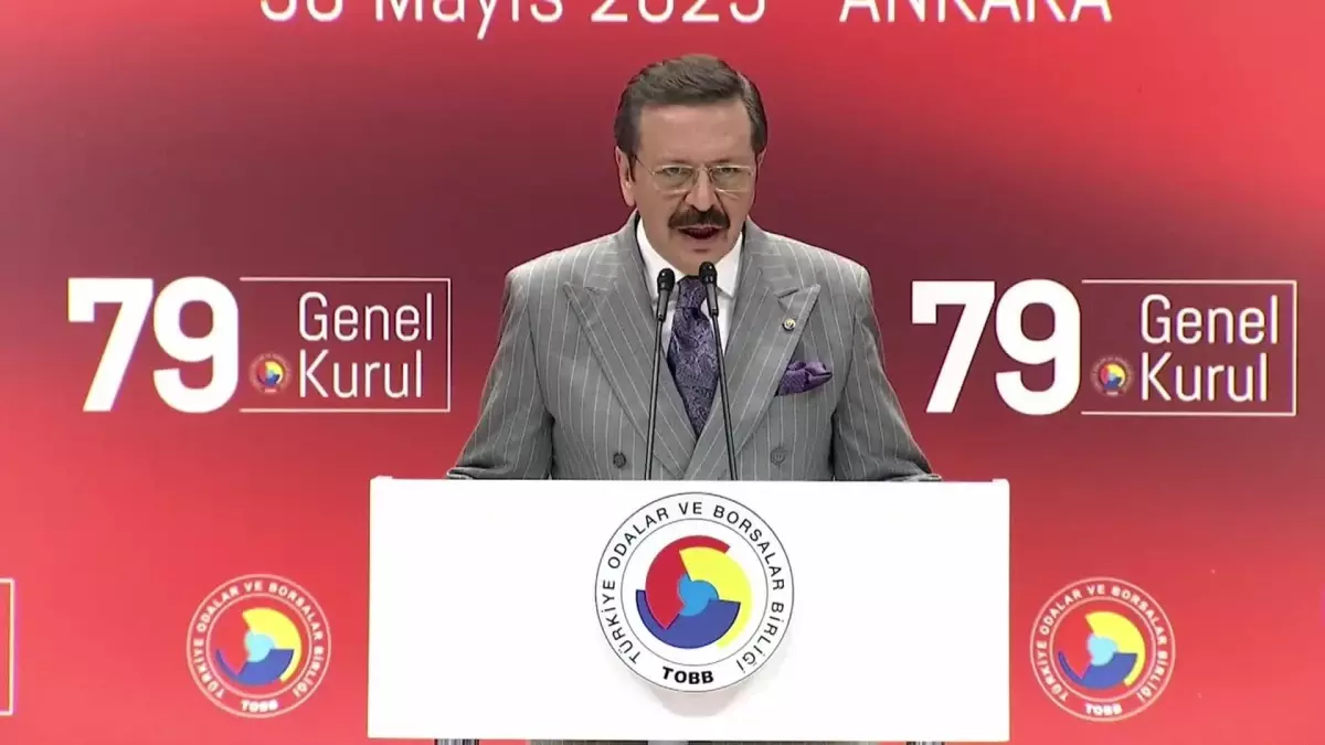 TOBB Başkanı Hisarcıklıoğlu: Türk iş dünyası küresel platformlarda temsil ediliyor ama liderlerimizi vize kuyruklarında bekletiyoruz