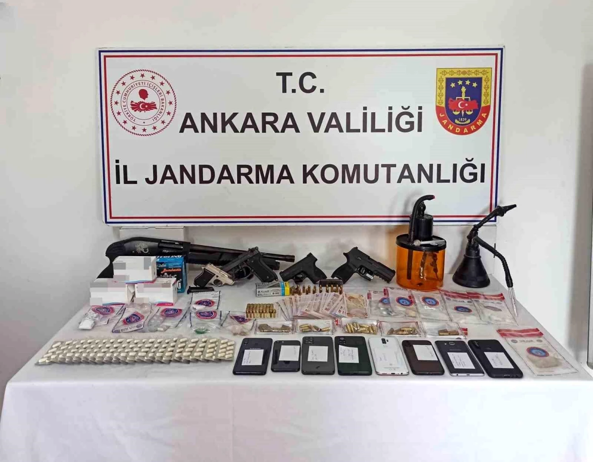Ankara\'da uyuşturucu ve silah operasyonu: 12 gözaltı