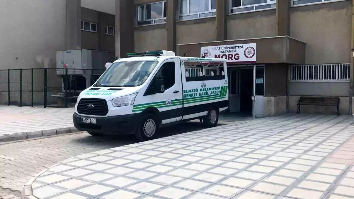 Elazığ\'da Patpat Motoru Devrildi: 1 Ölü, 1 Yaralı